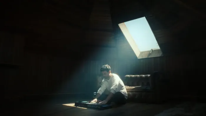 Vandelux — When The Light Breaks | commercial video production by Farallon, San Francisco